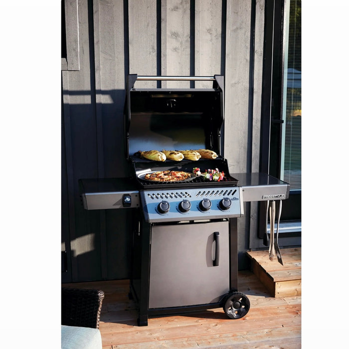 Napoleon Freestyle 425 Gas Grill On Cart